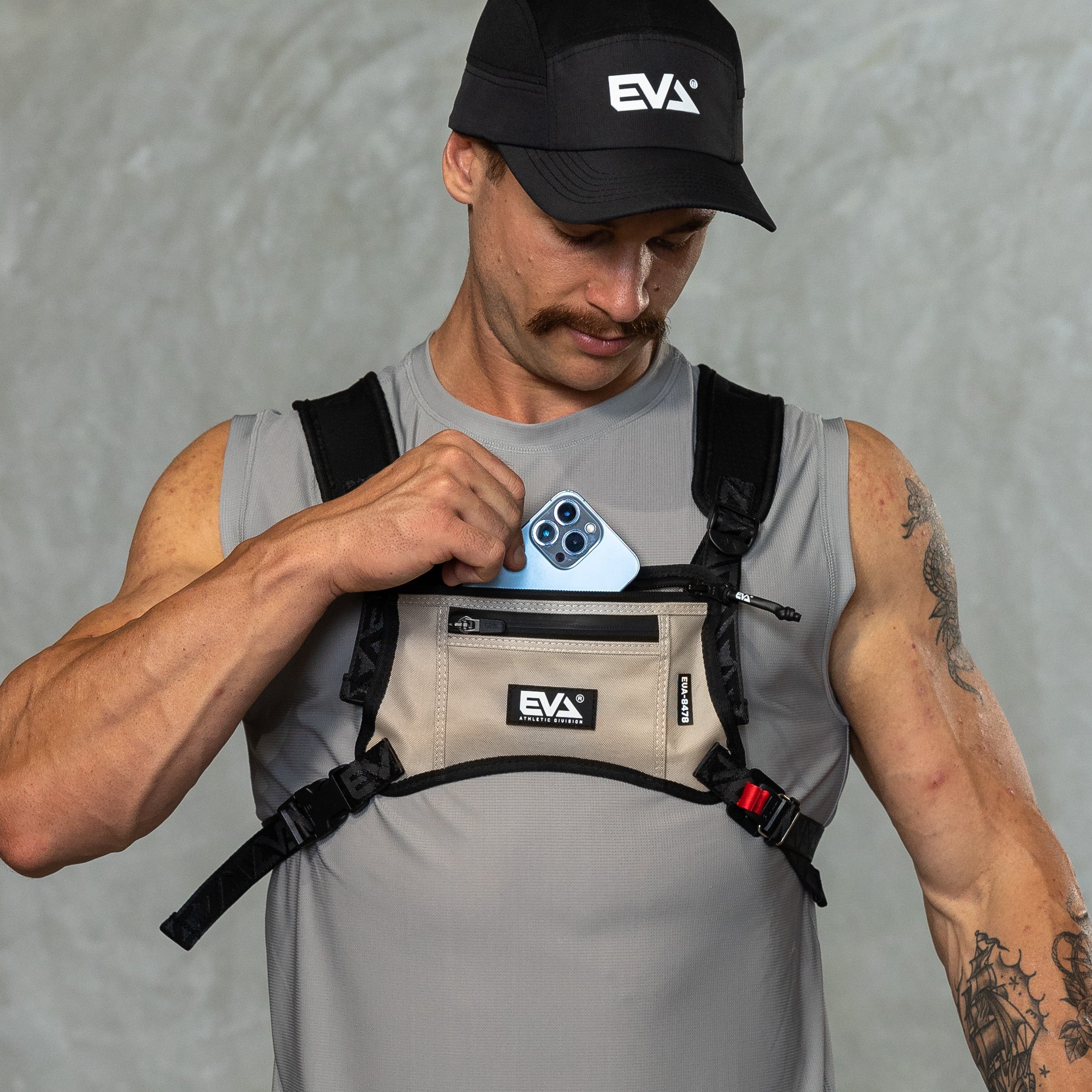 EVA8393 Running Tech Vest [Bone]